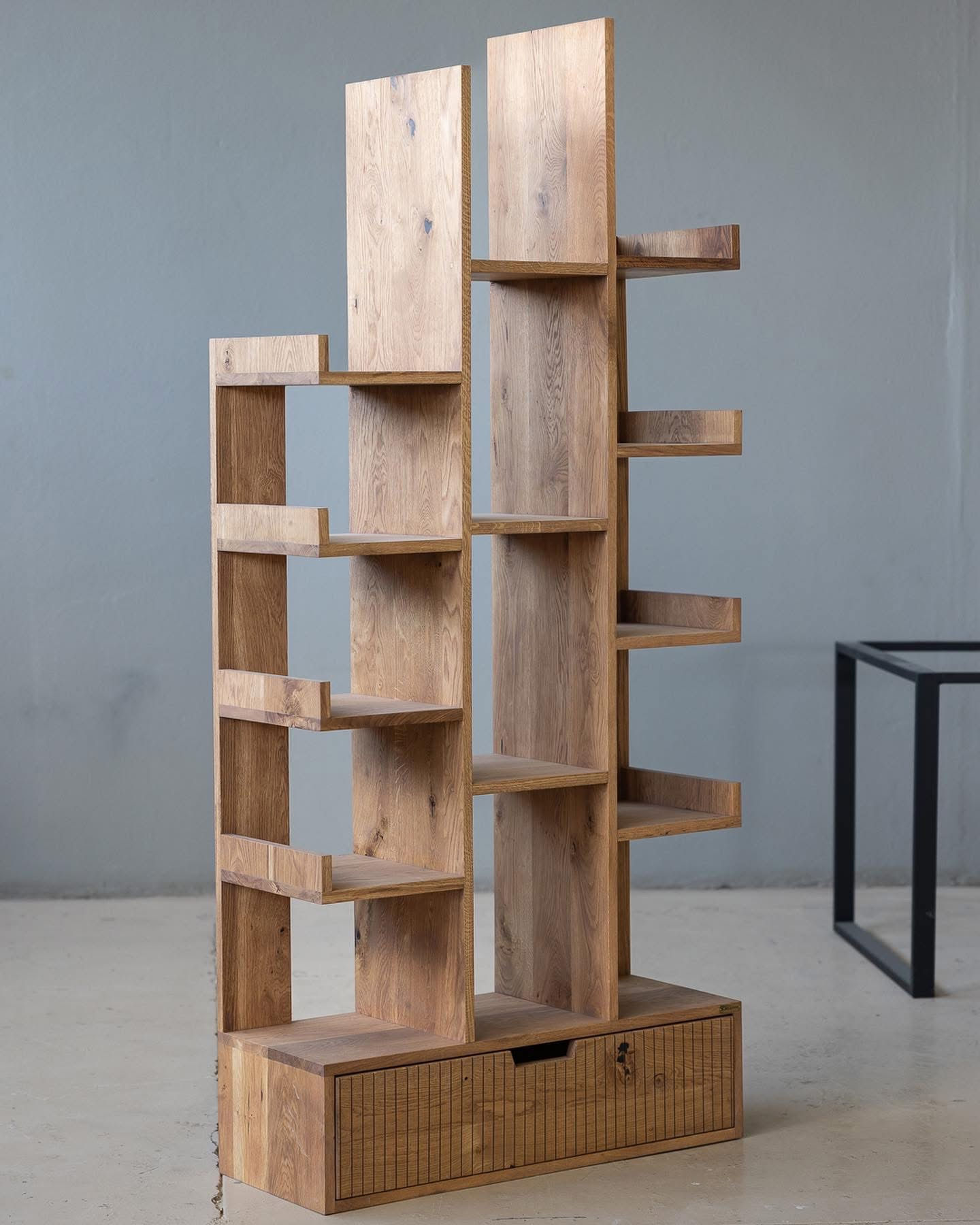 Avelon Bookshelf