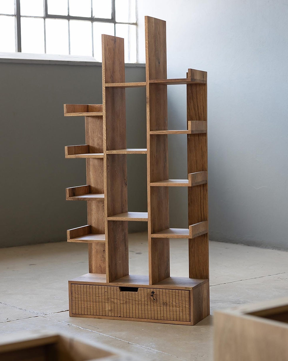 Thumbnail: Avelon Bookshelf