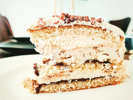 Kinder Bueno tårta