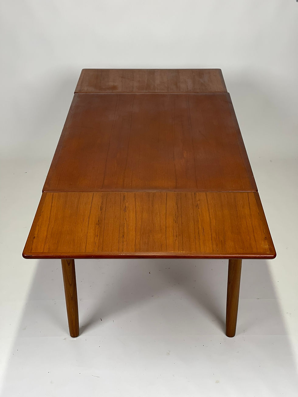 Miniature : Table scandinave en teck année 60