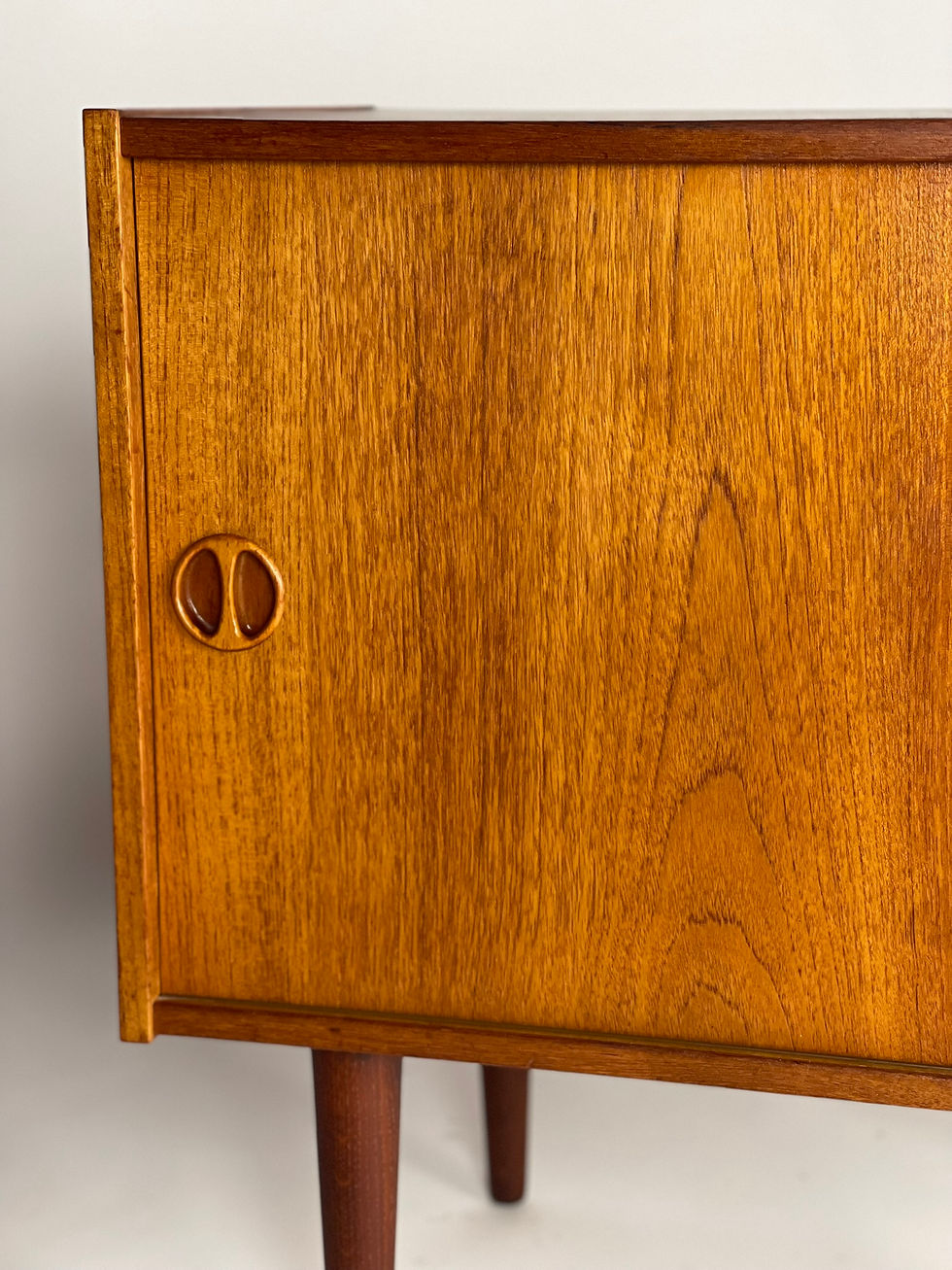 Miniature : Buffet scandinave en teck année 60