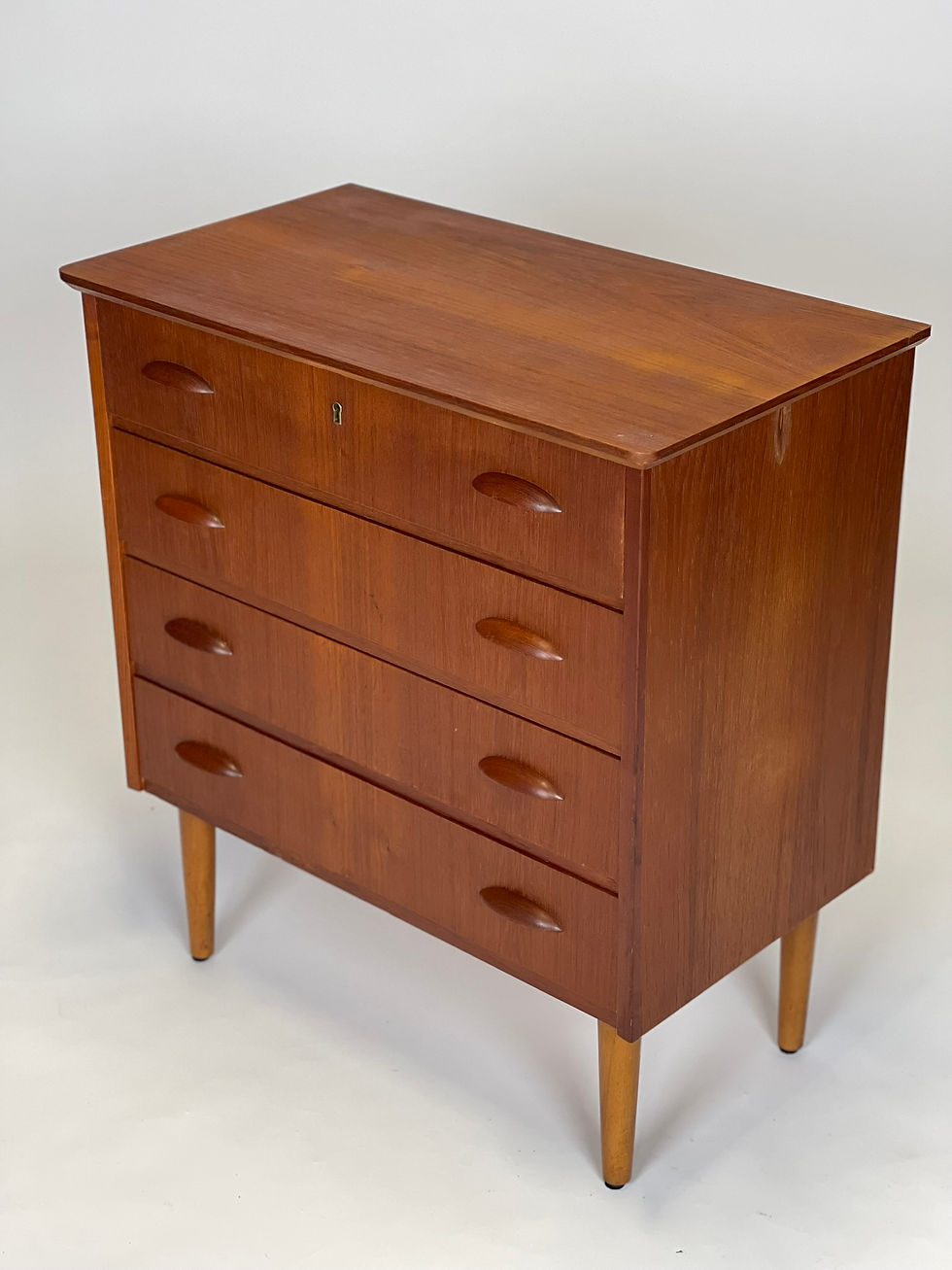 Miniature : Commode en teck année 60