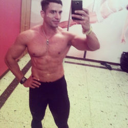 Ya Listo con mis Clases del dia de hoy Spinning 6am Gym Platinum Trx 8am _baransu_pilates _ ahora a