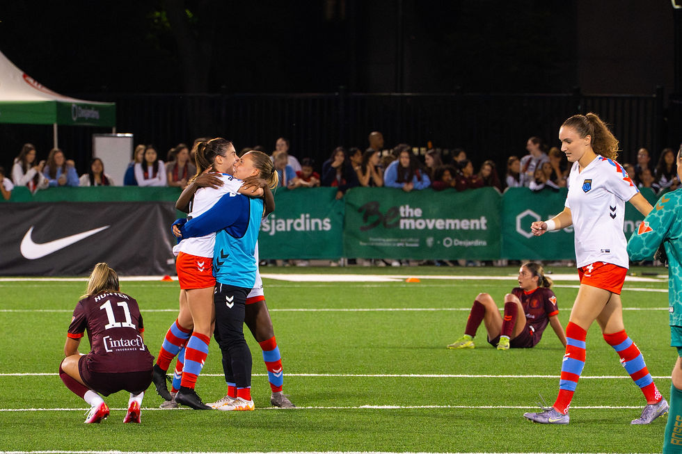 Montreal Roses FC players celebrate a win against AFC Toronto at York Lions Stadium on July 18, 2025. (MATTHEW JOSEPH/INTERMISSION SPORTS)