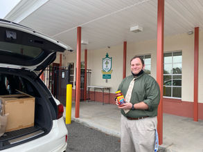 Local Students Donate More Than 20,000 Pounds of Food During Catholic Schools Week