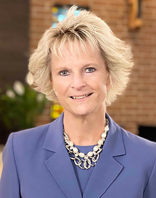 LoriWeber_Headshot_Web.jpg