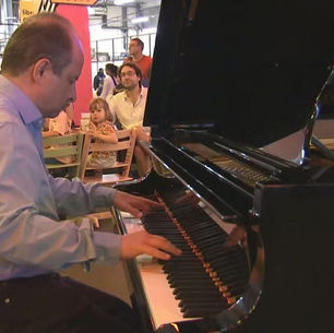 Festum π: Uniting Greece and France Through Math and Music