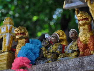 今日の一句　屋敷神