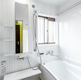 タイルの浴室から、お掃除が楽々&明るく綺麗なシステムバスに。｜リフォームの施工事例｜浴室・バス