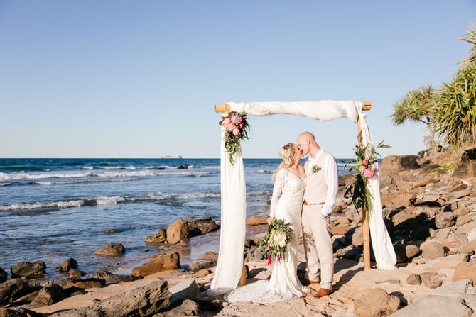 5 reasons why the Sunshine Coast in Queensland is the best place in the world to get married!