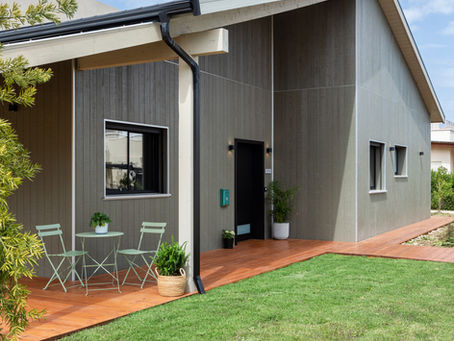 מסע בנייה מפתיע בעין כרמל