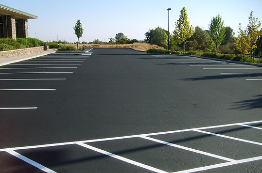 Commercial parking lot paving project completed by Bayou Paving in Louisiana