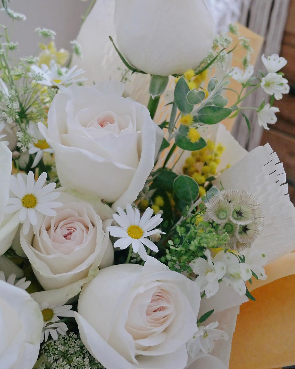 縮圖：10枝White O Hara 鮮花束
