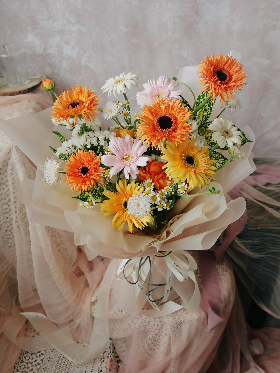 縮圖：非洲菊畢業花束