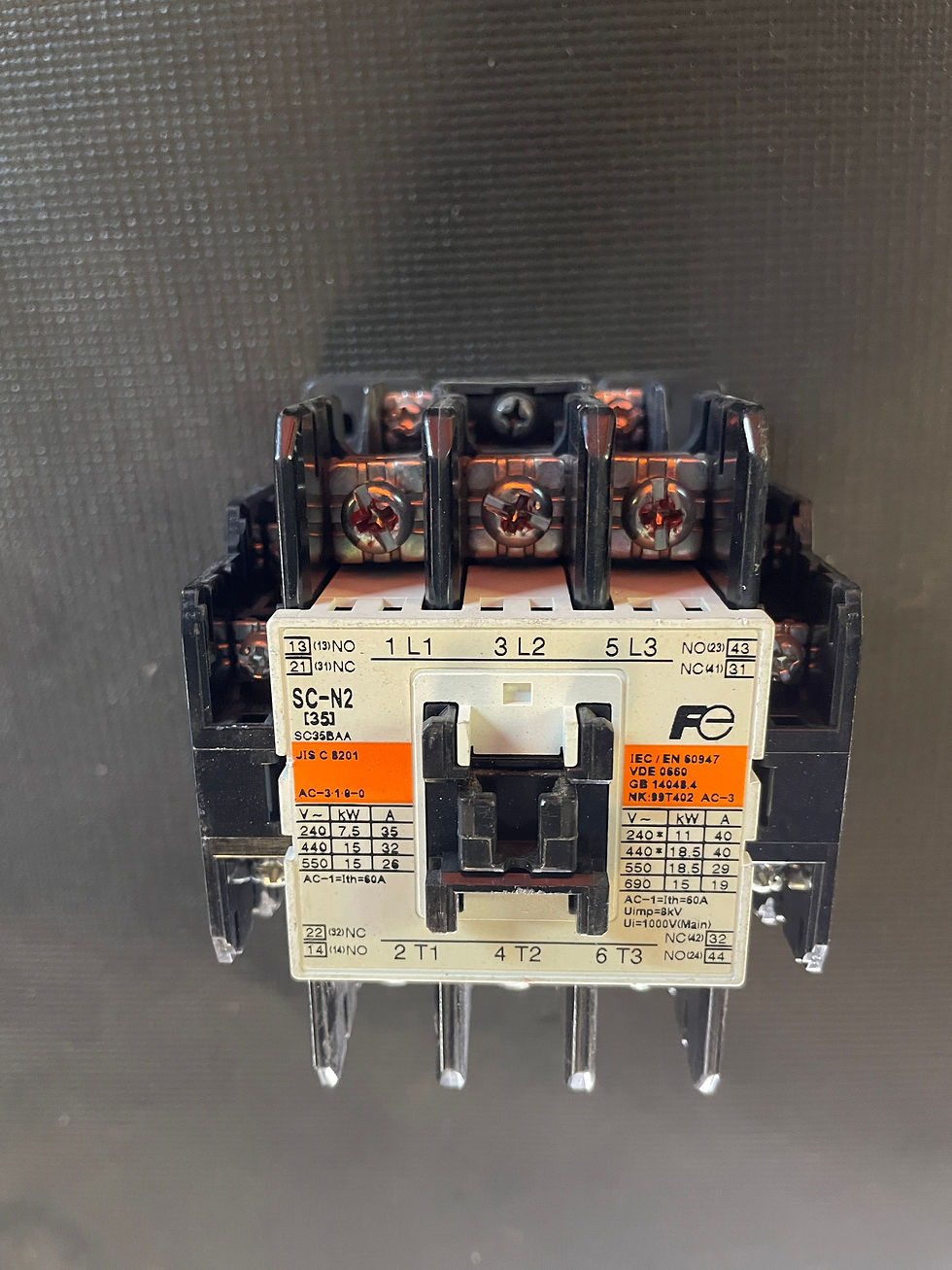 Miniatura: Contactor magnético Fuji Electric SC-N1 SC35BAA