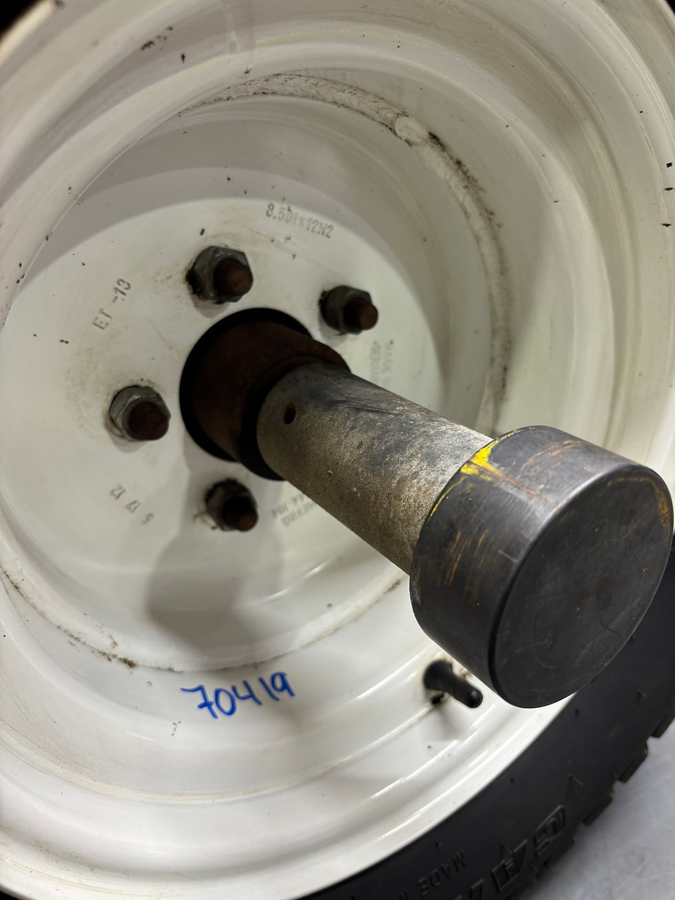 Thumbnail: Unbranded	 / Rim with tire / 24x12.00-12NHS