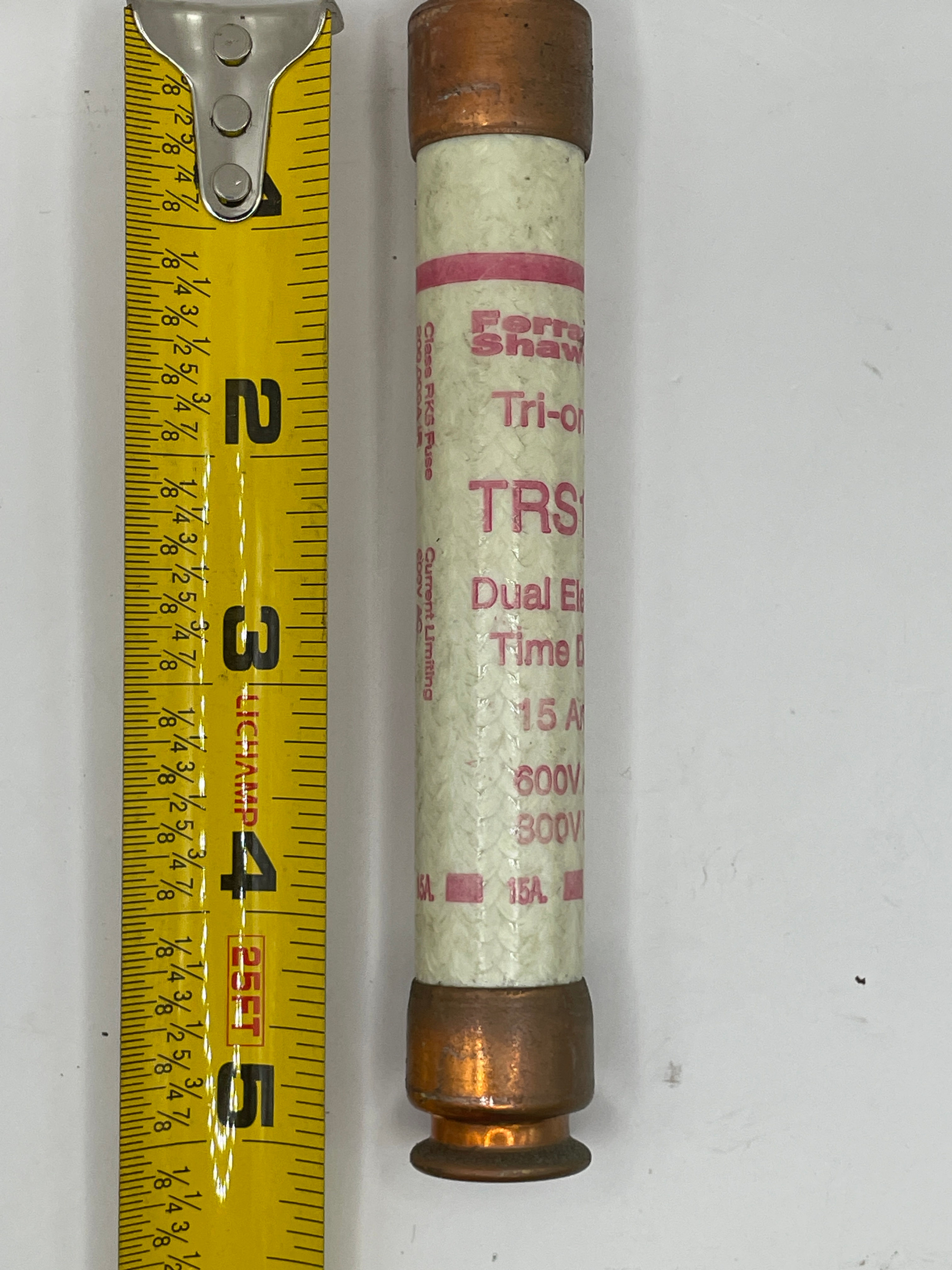 Retardo de tiempo de elemento doble Ferraz Shawmut Tri-Onic TRS15R, 15 A, 600 V CA, 800 V CC