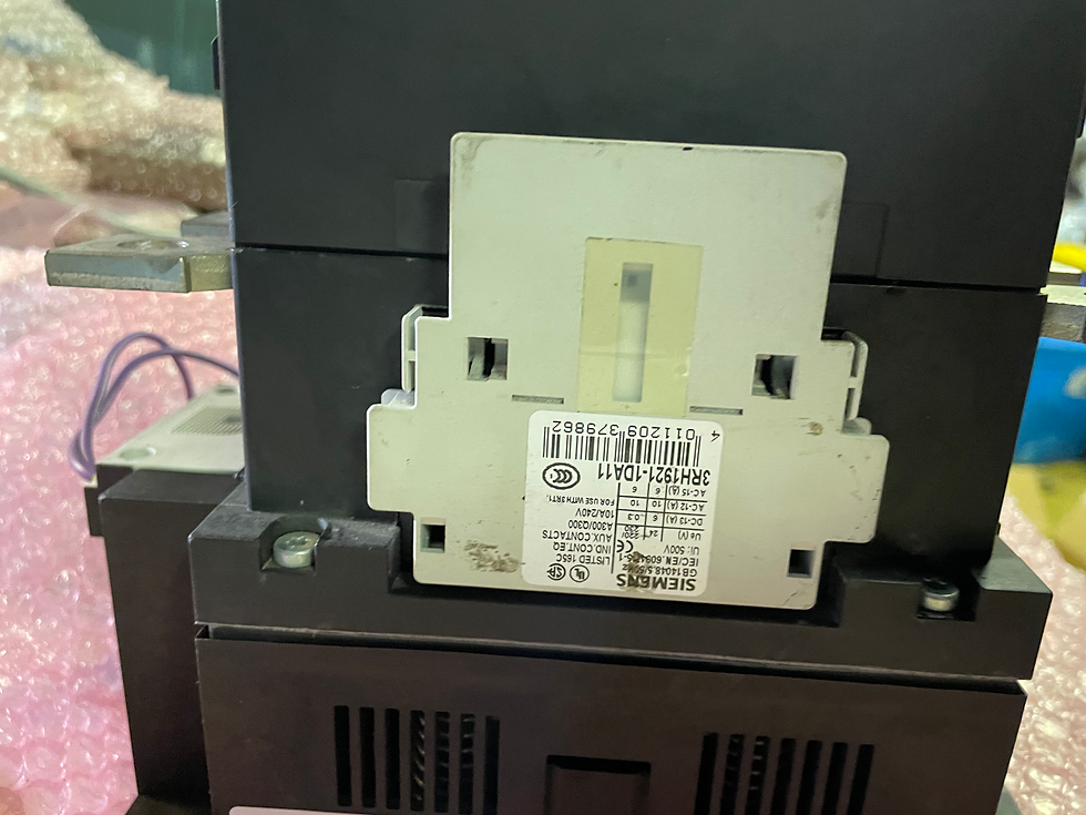 Miniatura: Contactor de arranque de motor Siemens 3RT1065-6AF36