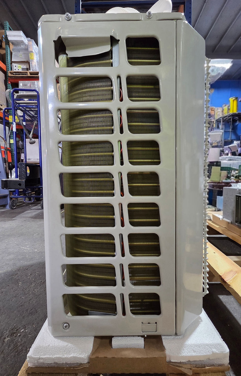Thumbnail: Bosch / BMS500-AAS009-1CSXRA with BMS500-AAU009-1AHDXB / 208-230V / Split System