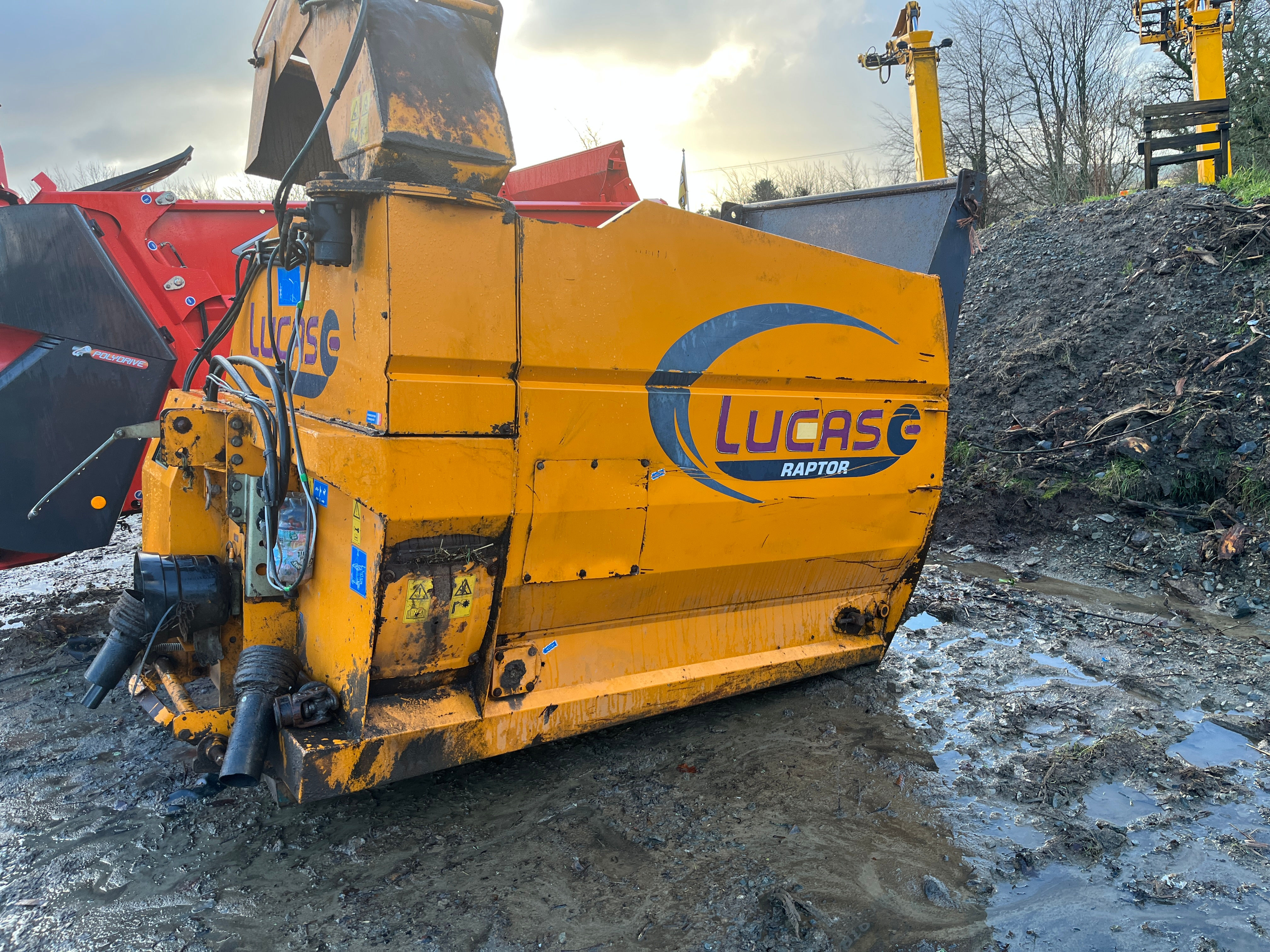 Lucas Raptor Straw Chopper 