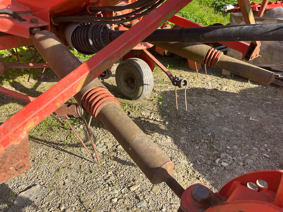 Thumbnail: Kuhn GF 7802 Tedder 
