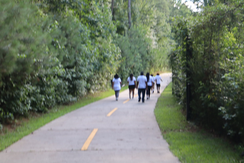 People walking in the race on the Michelle Obama Trail.