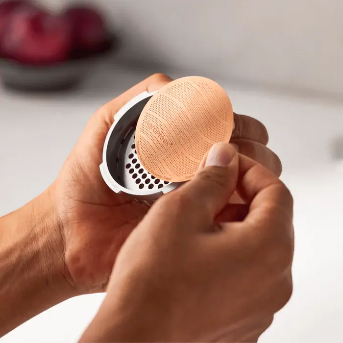 Thumbnail: Gold Tone Metal Filter Aeropress