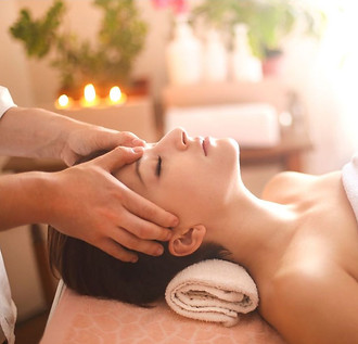 Massage cuir chevelu.jpg