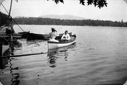 31d, boats around dock