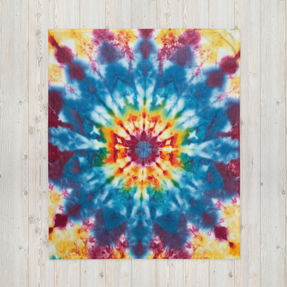 Modern Flower Tie Dye Throw Blanket