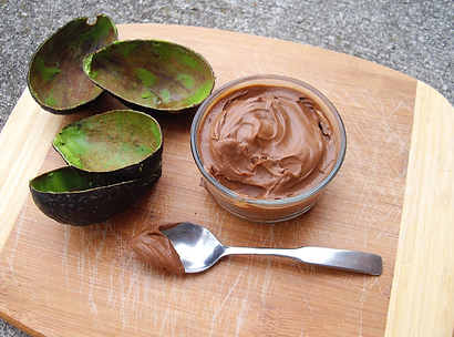 Mousse de abacate e cacau.png