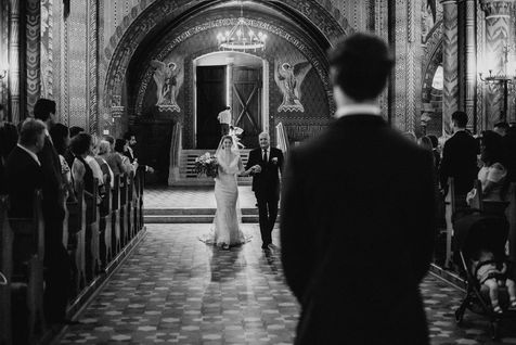 Gyönyörű exkluzív esküvő Budapesten elegáns magyar-angol ceremóniamesteri  műsorvezetéssel