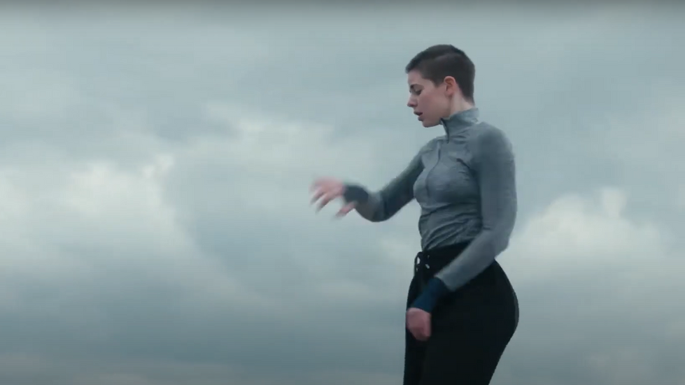 OneFourOne_RobbieBird_10.18.09 PM