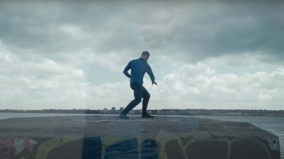 OneFourOne_RobbieBird_11.07.10 PM