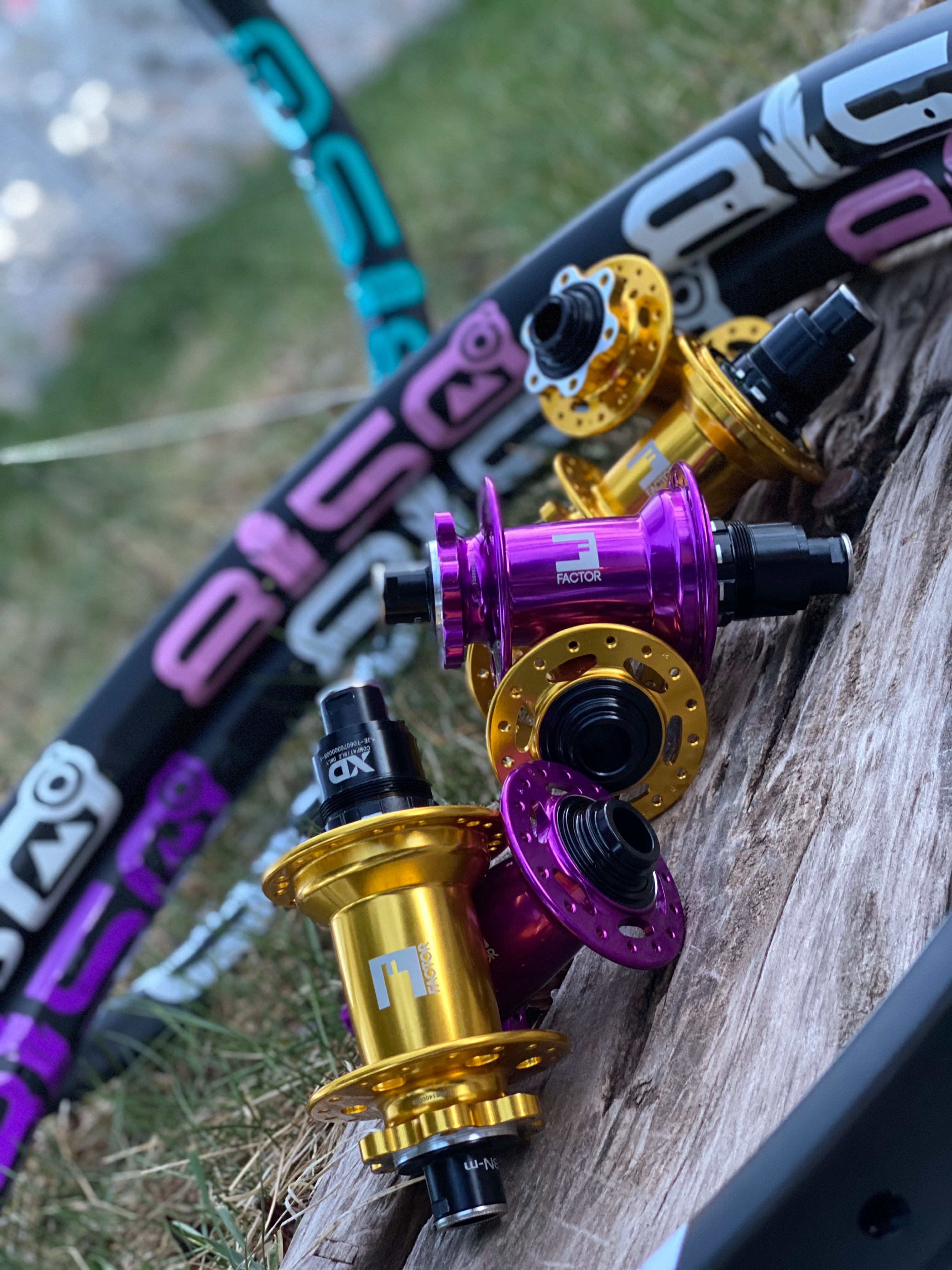 8150 Truth Laced Factor Hub Wheelset