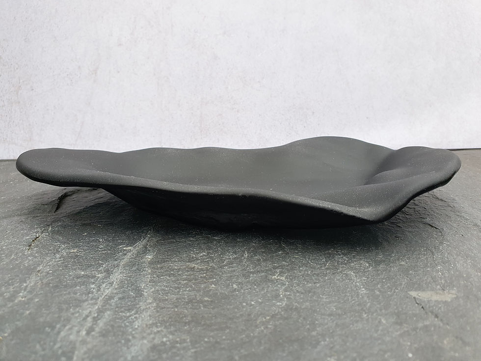 Thumbnail: Venus Plate - 31x19 cm
