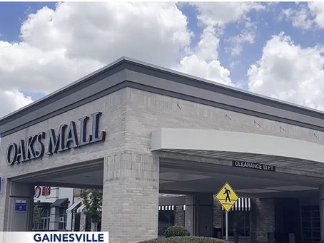 Oaks Mall In Foreclosure