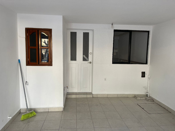 Paseo de Jerez Casa Venta home-dina inmobiliaria bienez raices leon gto 2.jpeg