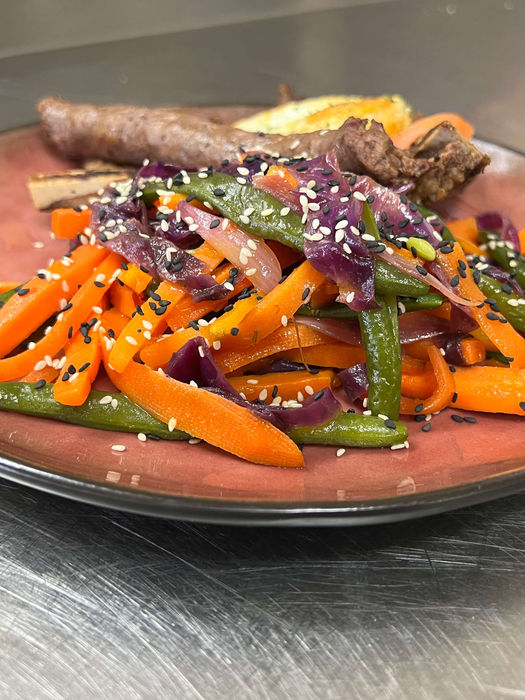 a-plate-of-vegies.restaurant-catering.talonos