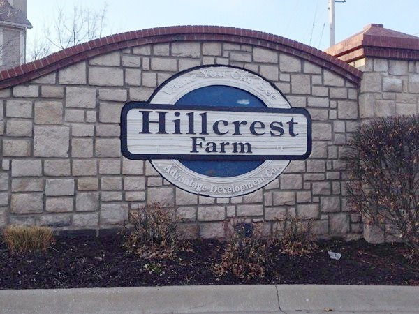 Hillcrest Farm entrance_edited