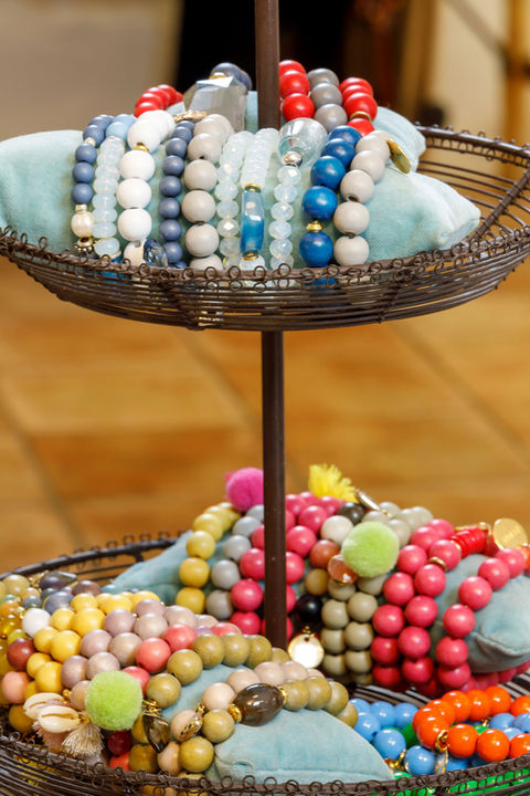 To Be Fan Regensburg, witzige Armbänder