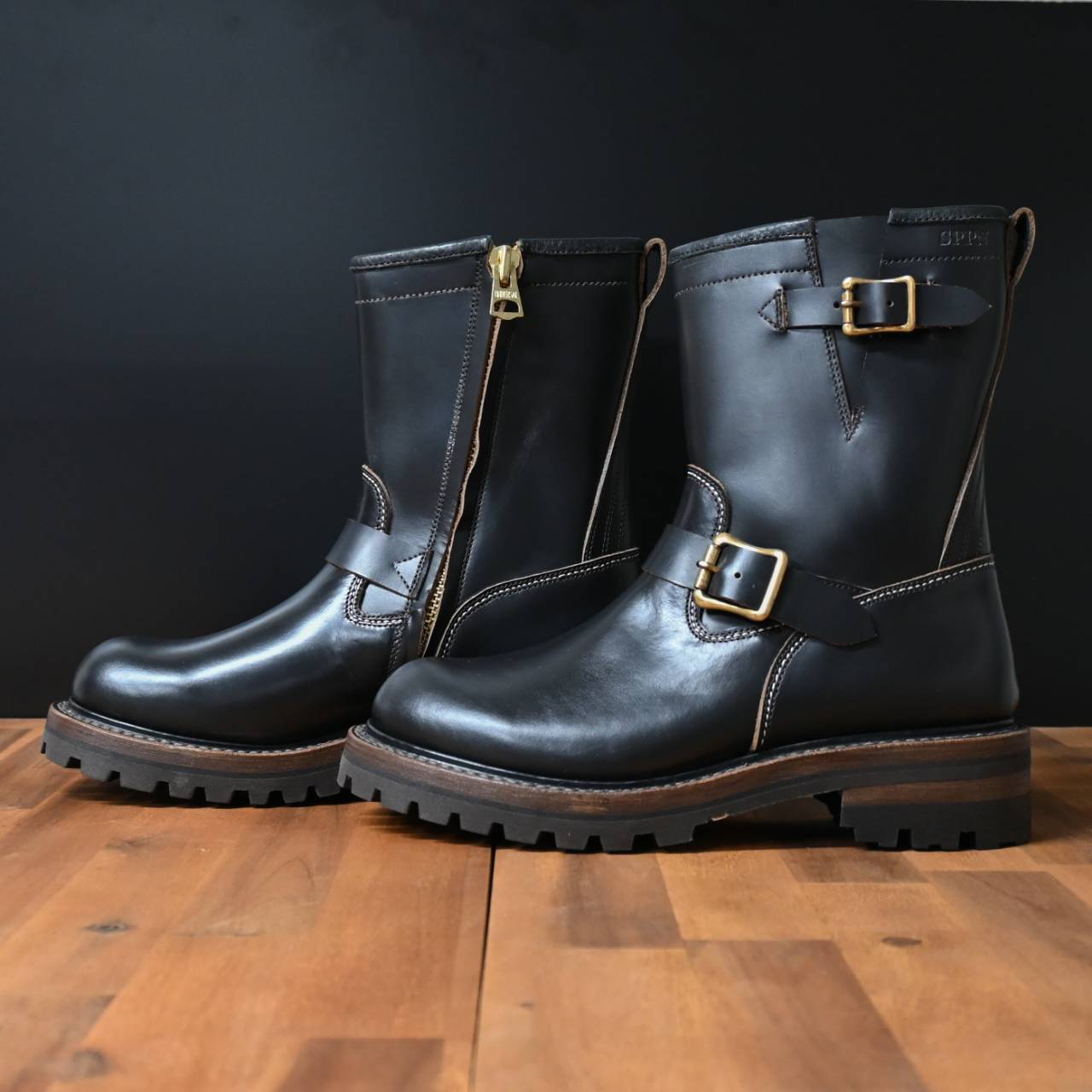 SPPNの9-inch ENGINEER boots