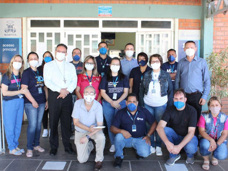 Arcebispo visita Escola Marista Santa Marta