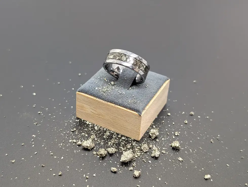 Anneau bague martelé tungstène pyrite face plat