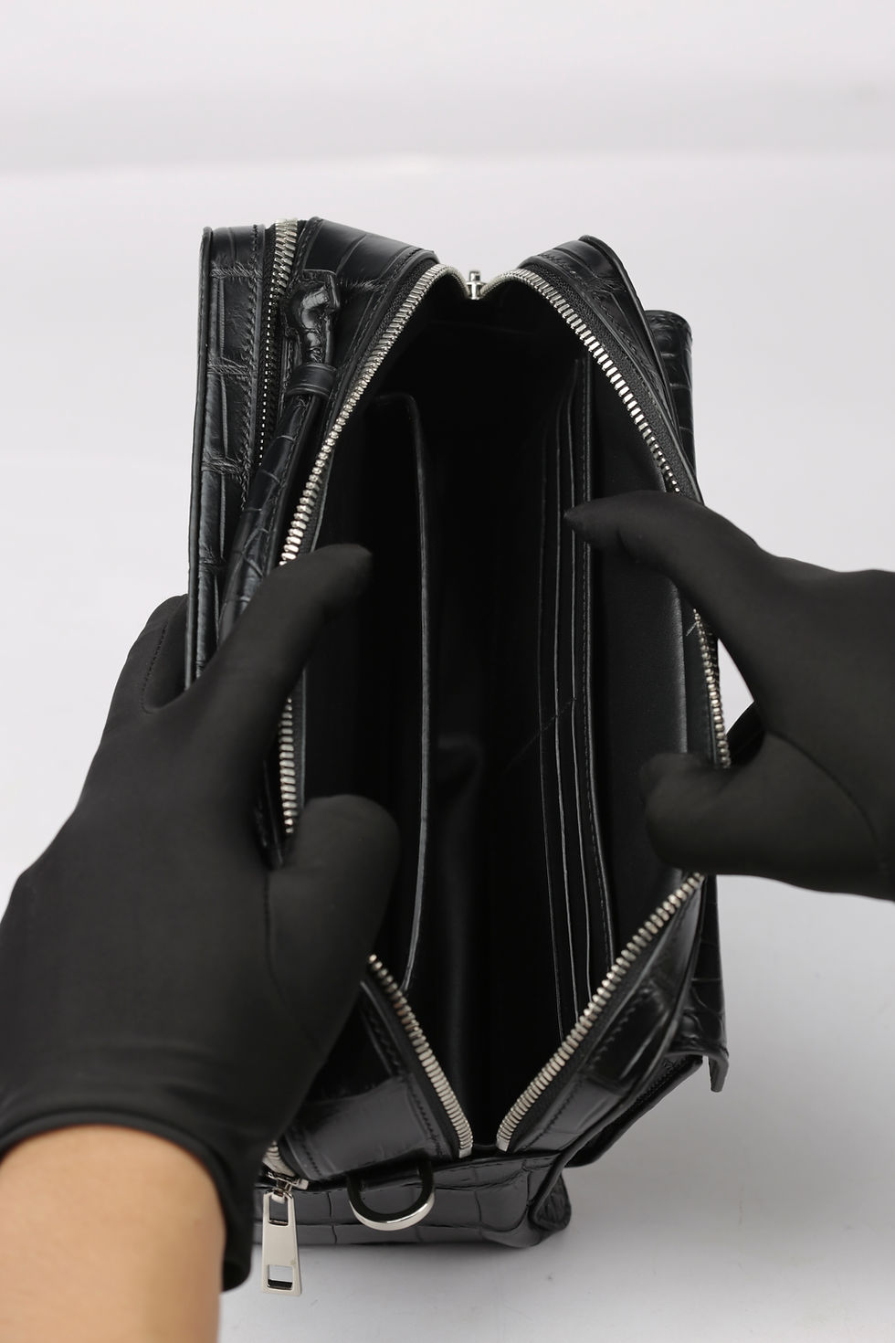 Thumbnail: Clutch Cặp 1435 - da cá sấu cao cấp - chế tác thủ công