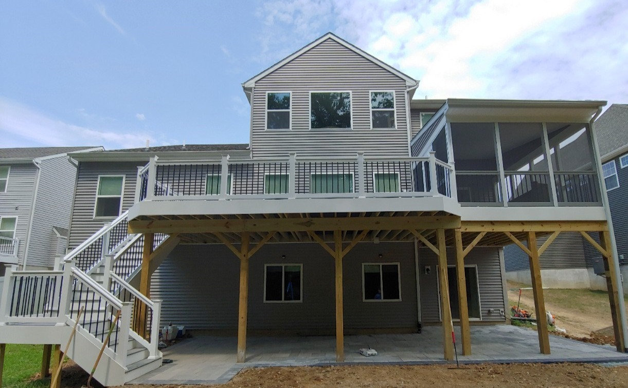 Trex Deck Screen Combo With EP Henry Paver Patio 2019