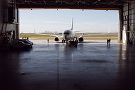 Hangar d'avion