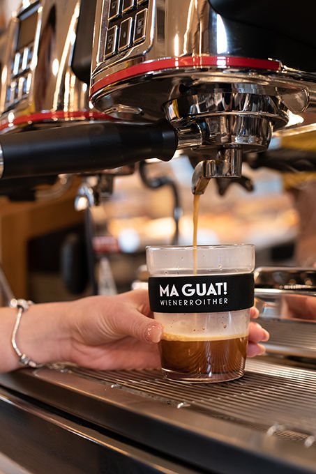 Espresso läuft in MA GUATI! Tasse