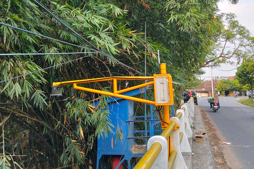 penerapan Automatic Water Level Recorder (AWLR) di daerah sungai menjadi salah satu solusi penting dalam mitigasi bencana banjir.