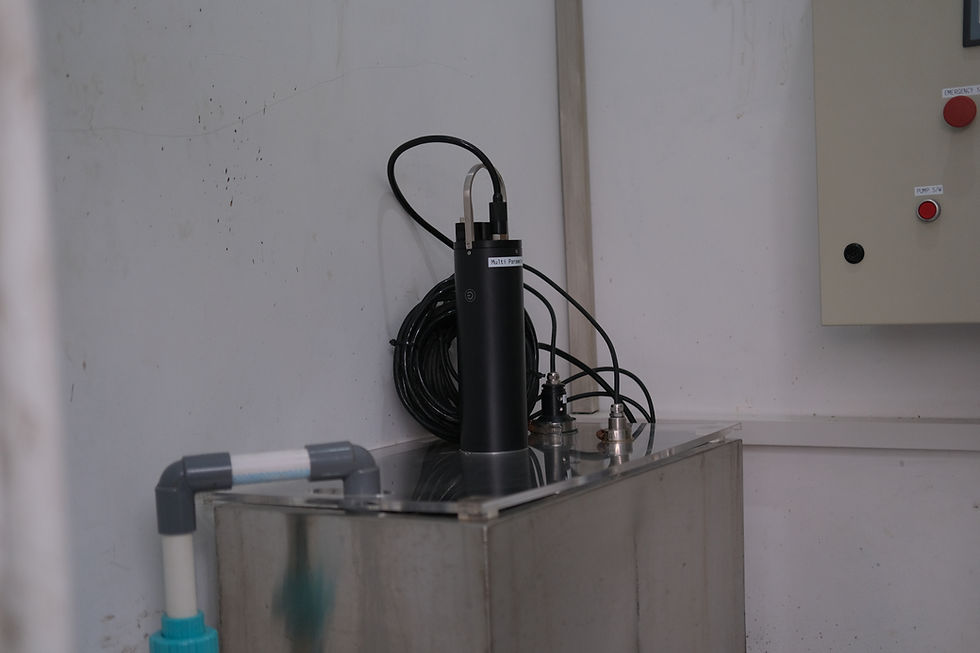 Maintenance atau pemeliharaan merupakan kegiatan penting untuk memastikan peralatan, mesin, maupun sistem dapat berfungsi dengan baik dan optimal. Melalui proses ini, potensi kerusakan dapat diminimalisir sehingga umur pakai perangkat menjadi lebih panjang